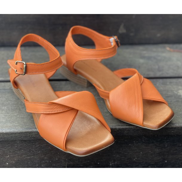 MYM let sandal med justerbar ankelrem - orange