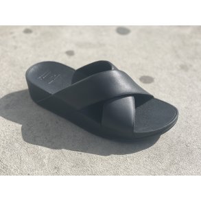 Fit Flop slipper med krydsremme, Lulu - sort