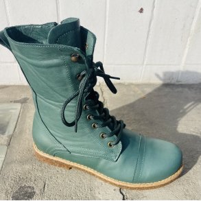 Charlotte of Sweden rummelig damestvle, velegnet til indlg - grn lder