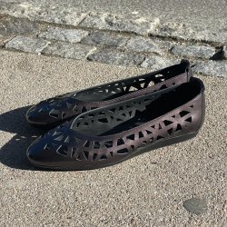 Arche Lakara - gr� lak