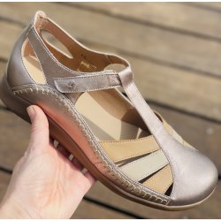 Piesanto 260997 rummelig sandal med lukket t�, velegnet til indl�g - lys