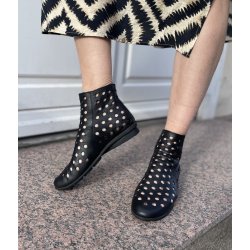 Arche kort sommerstvle i bldt skind, Dato - sort