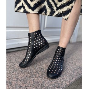 Arche kort sommerstvle i bldt skind, Dato - sort