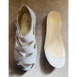 Fidelio damesandal med fast bagkappe og velegnet til indlg  496016 - lysegr