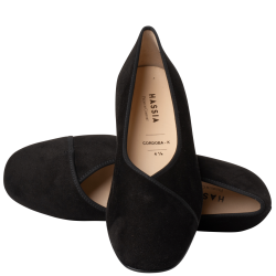 Hassia damepump med ekstra vidde - 2433, sort ruskind